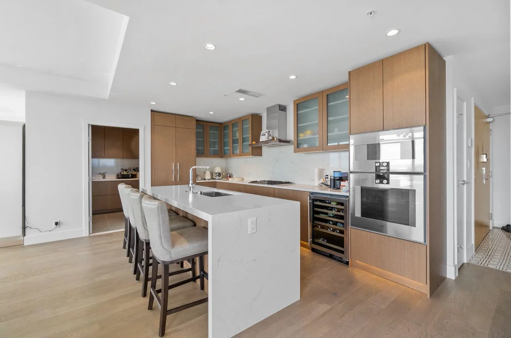 2201 1632 LIONS GATE LANE, North Vancouver BC V7P 0E2, North Vancouver BC — Residential for Sale - Photo 4