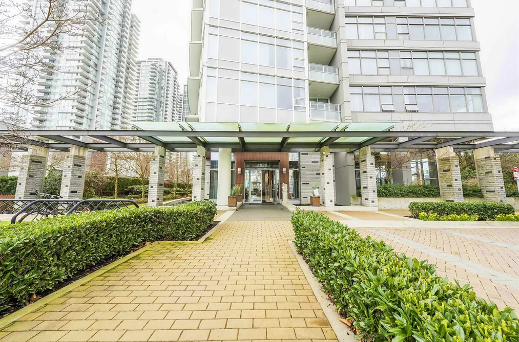 2201 4880 BENNETT STREET, Burnaby BC V5H 0C1, Burnaby BC — Residential for Sale - Photo 4