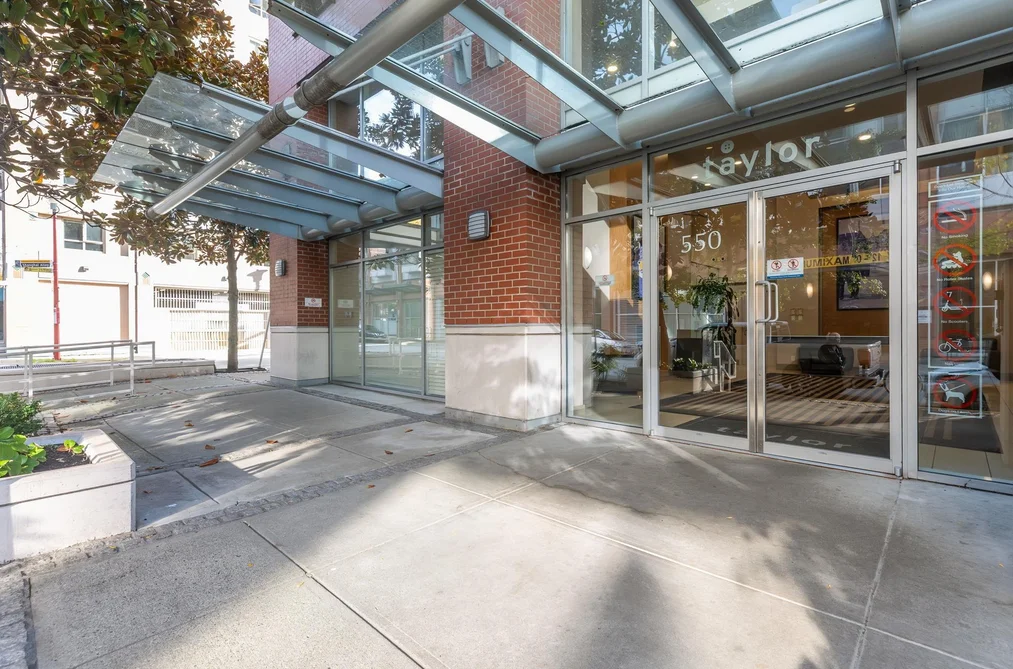 2201 550 TAYLOR STREET, Vancouver BC V6B 1R1, Vancouver BC — Residential for Sale - Photo 2