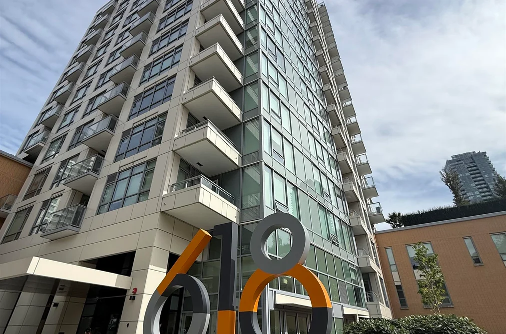 Condo for sale at 2201 618 Carnarvon Street New Westminster British Columbia - MLS: R3168756