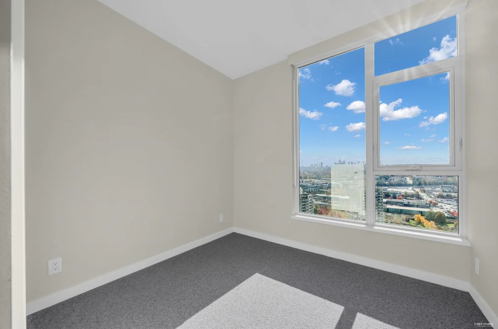 2202 4168 LOUGHEED HIGHWAY, Burnaby BC V5C 0N9, Burnaby BC — Residential for Sale - Photo 4