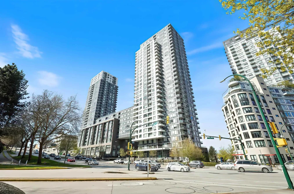 Condo for sale at 2202 5515 Boundary Road Vancouver British Columbia - MLS: R3125408
