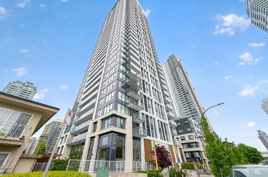 Condo for sale at 2202 6537 Telford Avenue Burnaby British Columbia - MLS: R3123895