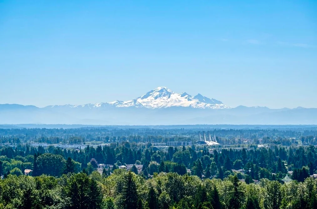 Condo for sale at 2203 3096 Windsor Gate Coquitlam British Columbia - MLS: R3152102
