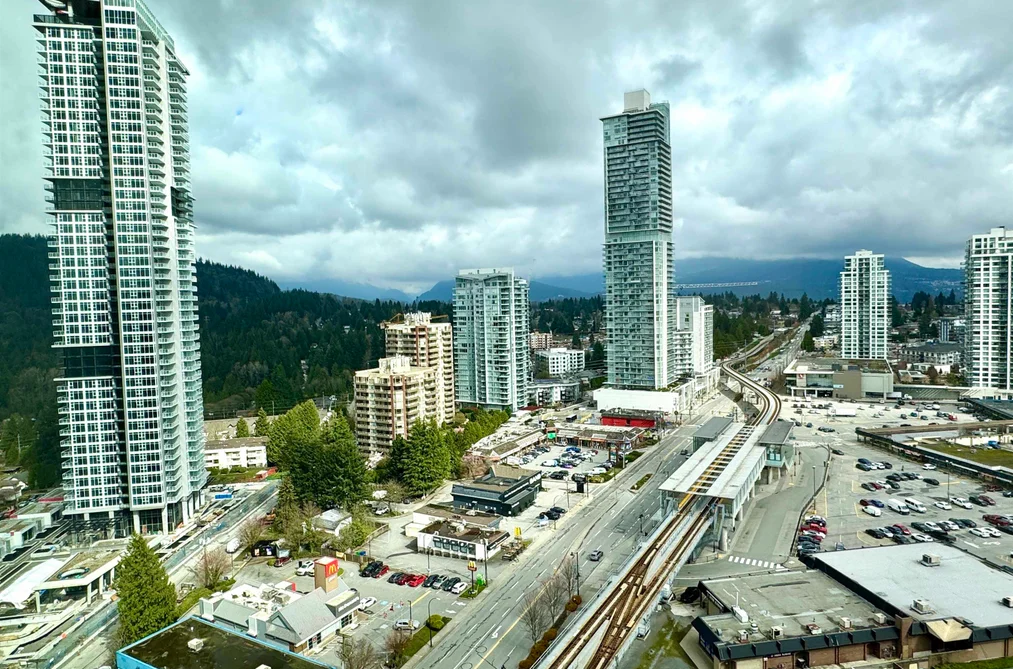 Condo for sale at 2203 518 Clarke Road Coquitlam British Columbia - MLS: R3118436