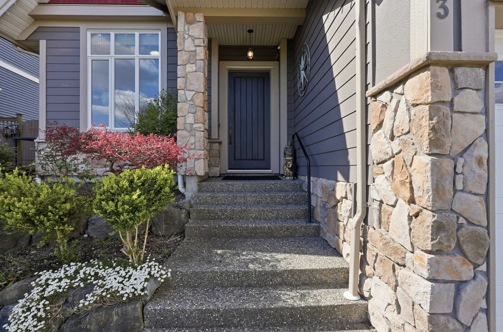 2203 RIESLING DRIVE, Abbotsford BC V4X 0A6, Abbotsford BC — Residential for Sale - Photo 4
