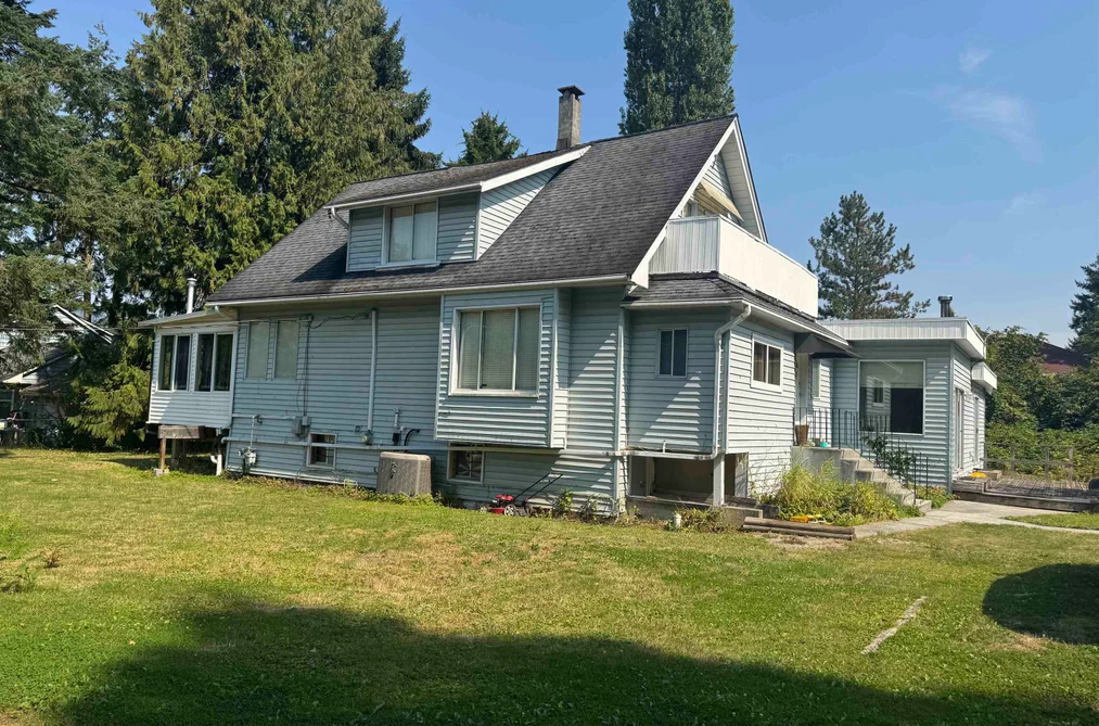 22032-22034 124TH AVENUE, Maple Ridge BC V2X 4J2, Maple Ridge BC — Residential for Sale - Photo 2