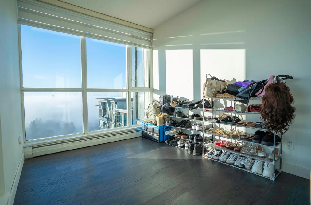 2204 10777 UNIVERSITY DRIVE, Surrey BC V3T 0E6, Surrey BC — Residential for Sale - Photo 3