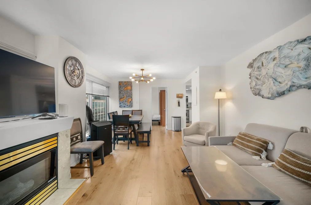 Condo for sale at 2204 183 Keefer Place Vancouver British Columbia - MLS: R3150514