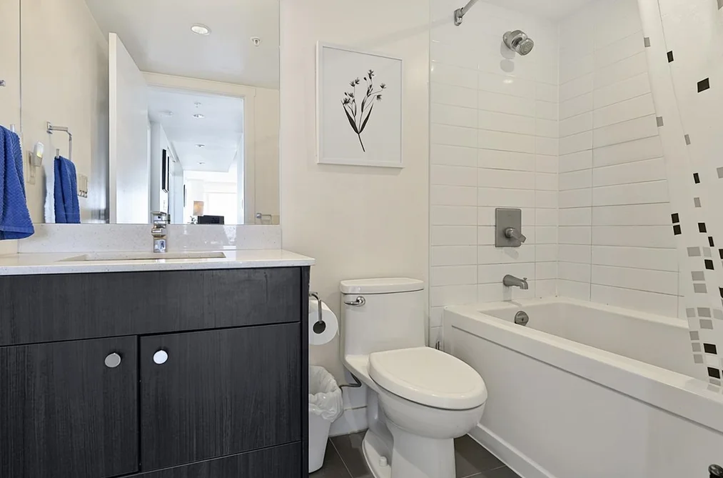 2205-608 Belmont Street, New Westminster, BC - Condo for Sale - Photo 16 of 25