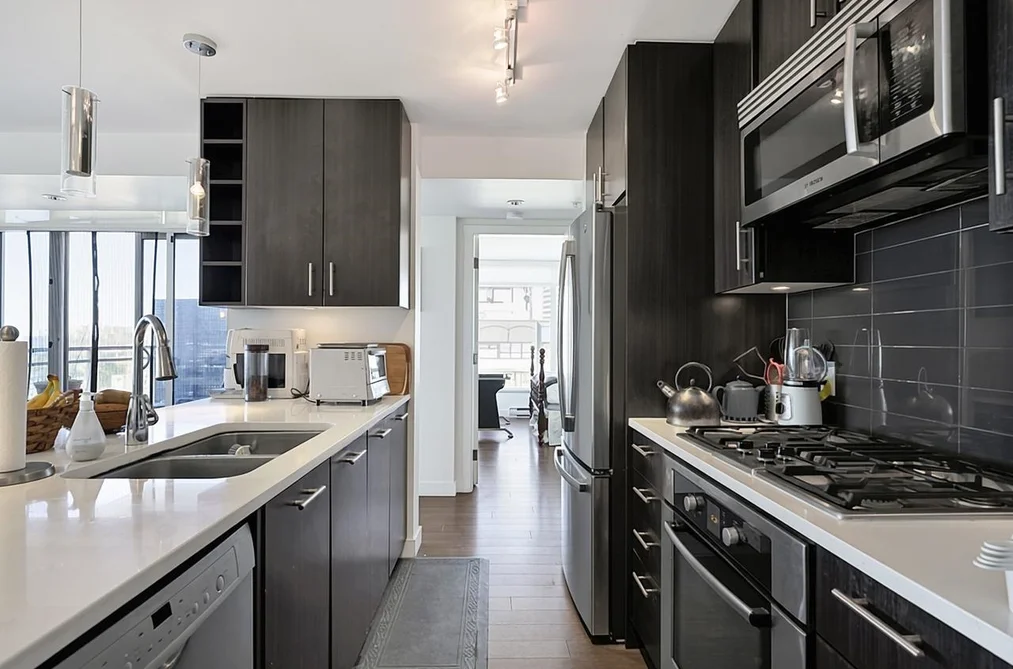 2205-608 Belmont Street, New Westminster, BC - Condo for Sale - Photo 4 of 25