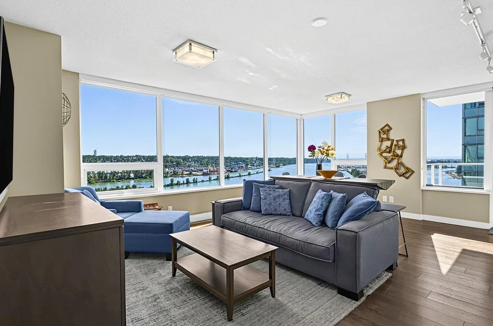 Condo for sale at 2205 908 Quayside Drive New Westminster British Columbia - MLS: R3169352