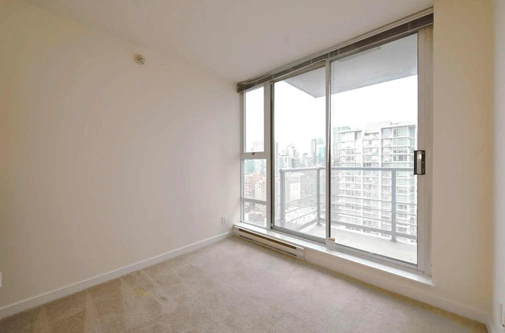 2206 111 W GEORGIA STREET, Vancouver BC V6B 1T8, Vancouver BC — Residential for Sale - Photo 4
