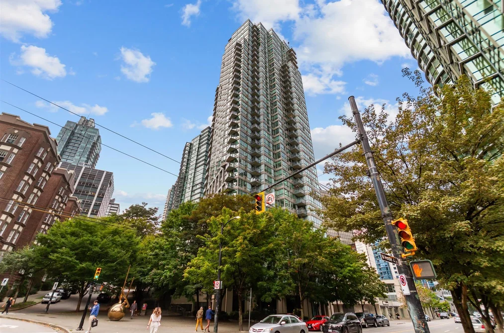 Condo for sale at 2206 1328 W Pender Street Vancouver British Columbia - MLS: R3162768