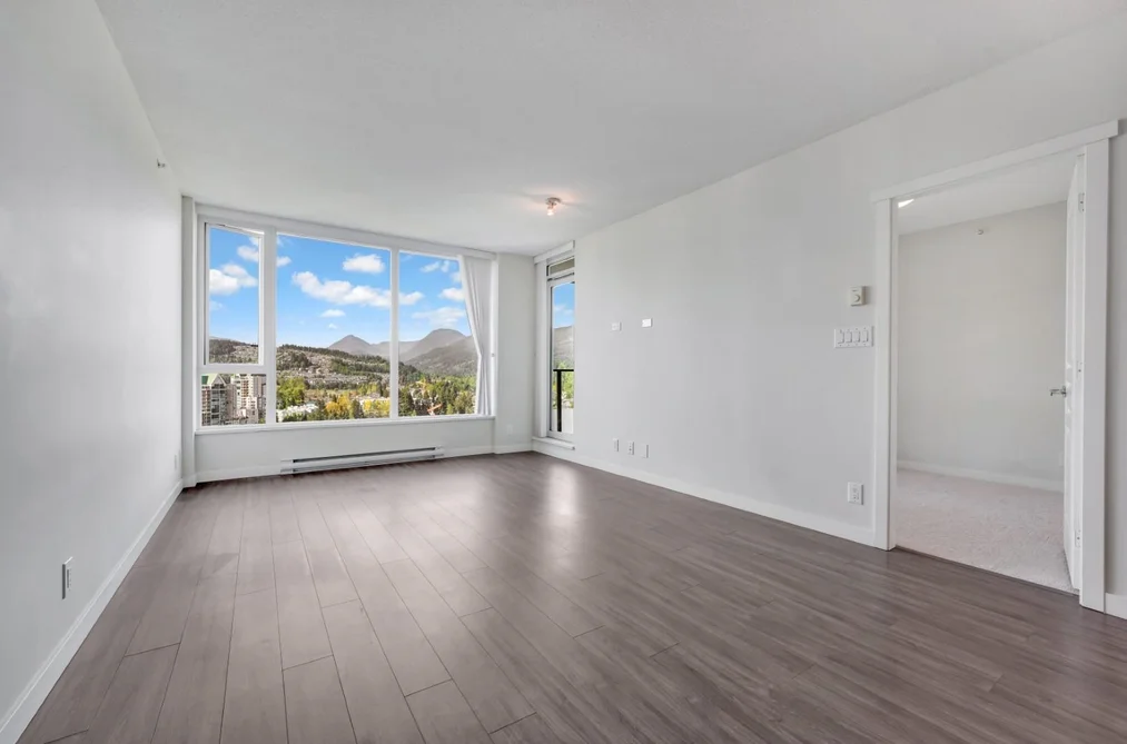 2206 3100 WINDSOR GATE, Coquitlam BC V3B 0P3, Coquitlam BC — Residential for Sale - Photo 2