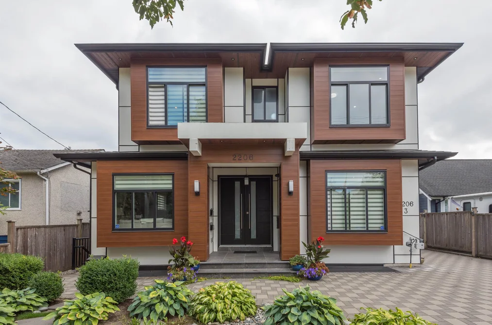 House for sale at 2206 London Street New Westminster British Columbia - MLS: R3166474