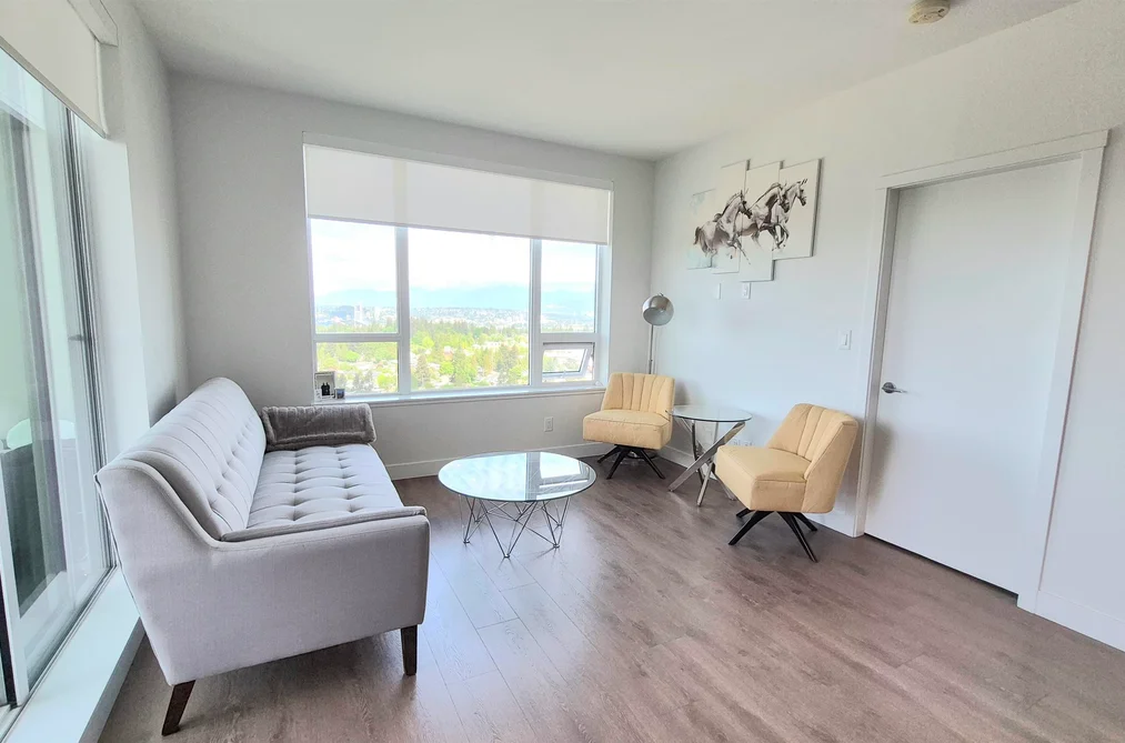 2207 13359 OLD YALE ROAD, Surrey BC V3T 0S4, Surrey BC — Residential for Sale - Photo 2