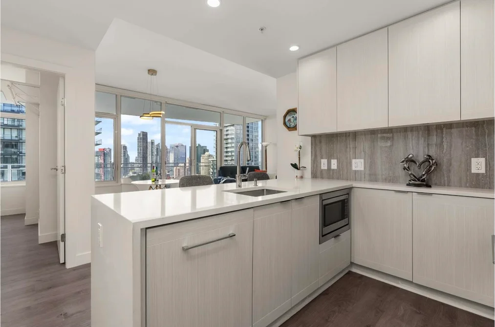 Condo for sale at 2207 5051 Imperial Street Burnaby British Columbia - MLS: R3117338