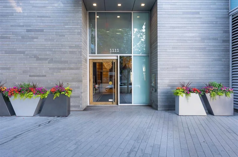 2208 1111 ALBERNI STREET, Vancouver BC V6E 4V2, Vancouver BC — Residential for Sale - Photo 2