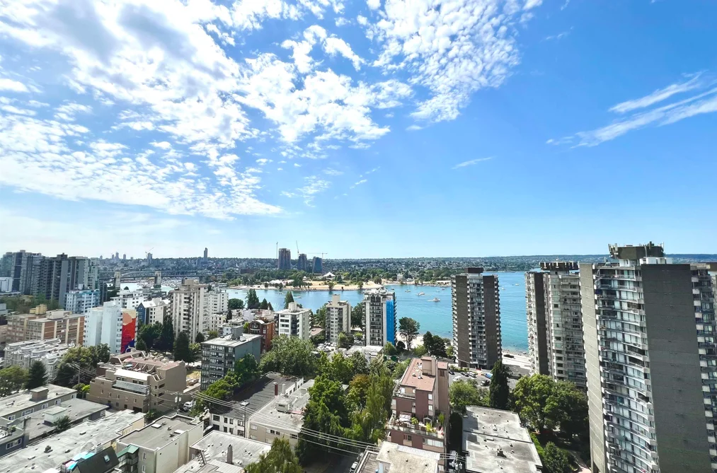 2208 1251 CARDERO STREET, Vancouver BC V6G 2H9, Vancouver BC — Residential for Sale - Photo 2