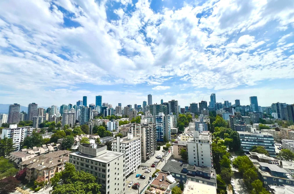 2208 1251 CARDERO STREET, Vancouver BC V6G 2H9, Vancouver BC — Residential for Sale - Photo 3