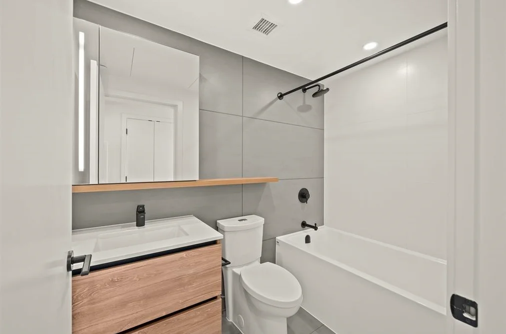 2208 13428 105 AVENUE, Surrey BC V3T 0S6, Surrey BC — Residential for Sale - Photo 5