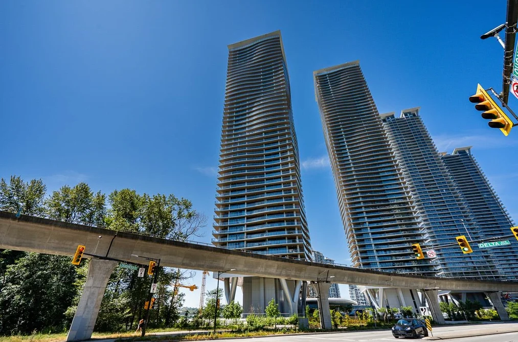Condo for sale at 2208 4890 Lougheed Highway Burnaby British Columbia - MLS: R3160140