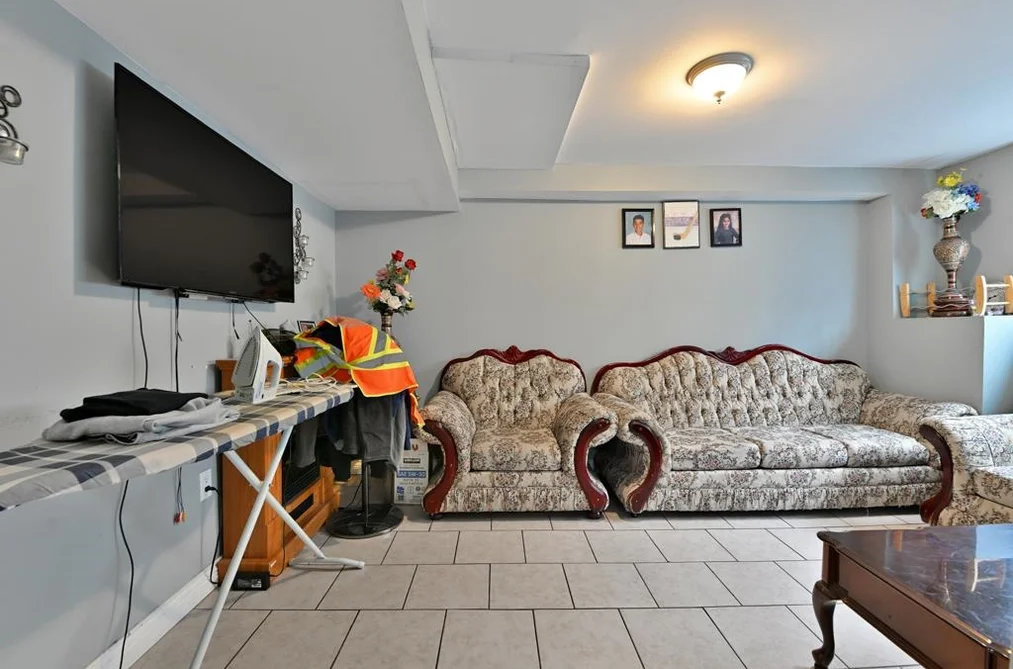 2211 BEAVER STREET, Abbotsford BC V2T 3C9, Abbotsford BC — Residential Income for Sale — Photo 34 of 40