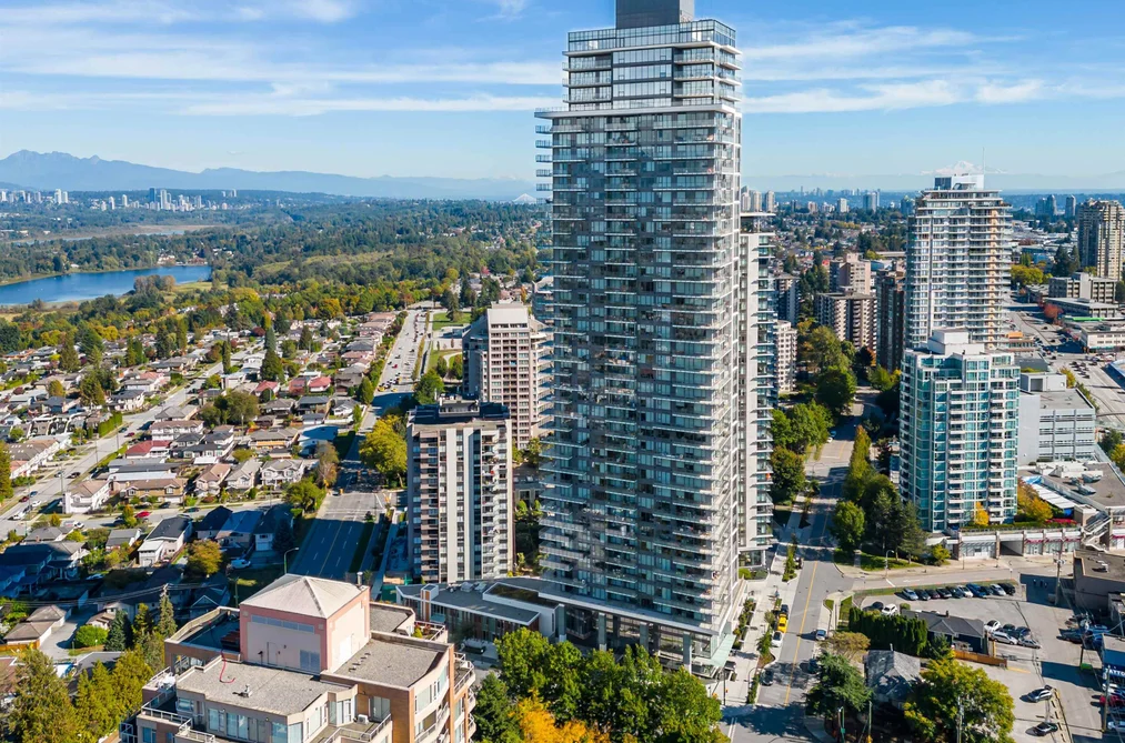 Condo for sale at 2209 4711 Hazel Street Burnaby British Columbia - MLS: R3120209