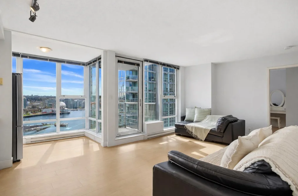 Condo for sale at 2209 602 Citadel Parade Vancouver British Columbia - MLS: R3107299