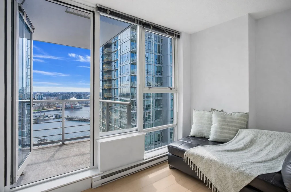 2209 602 CITADEL PARADE, Vancouver BC V6B 1X2, Vancouver BC — Residential for Sale - Photo 2