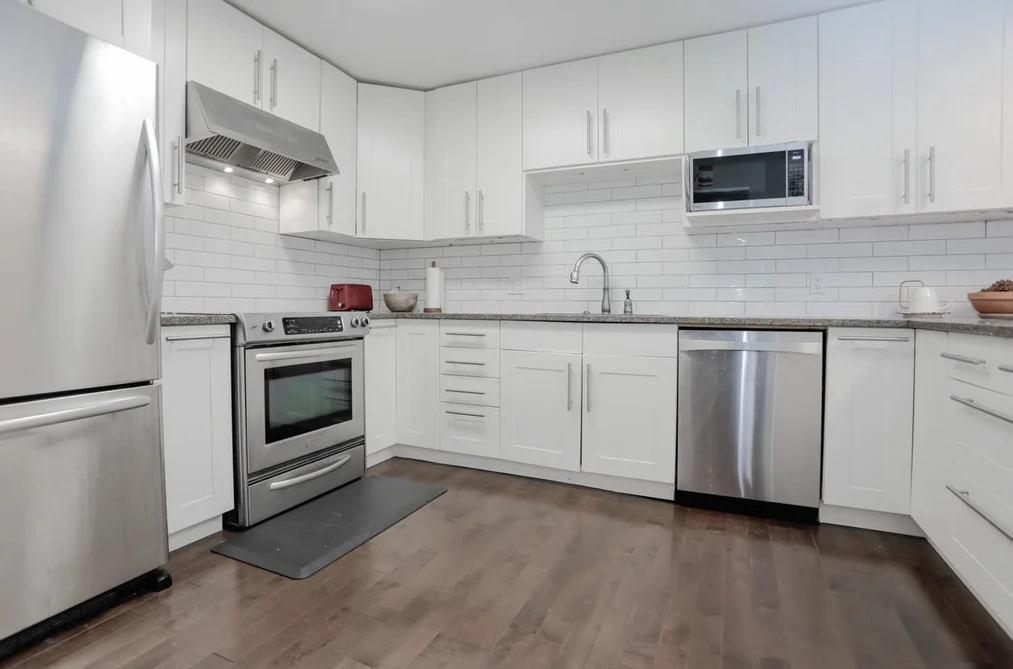 221 1215 LANSDOWNE DRIVE, Coquitlam BC V3E 2P6, Coquitlam BC — Residential for Sale - Photo 6