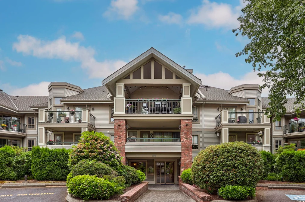 Condo for sale at 221 22015 48 Avenue Langley British Columbia - MLS: R3134165