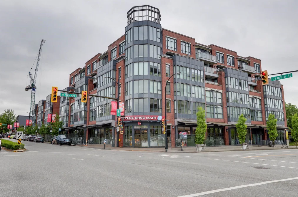 Condo for sale at 221 3228 Tupper Street Vancouver British Columbia - MLS: R3126835