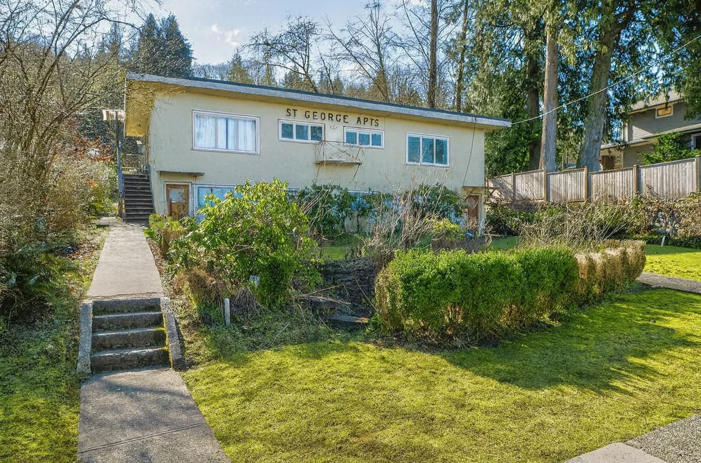 2217 ST GEORGE STREET, Port Moody BC V3H 2G1, Port Moody BC — Residential Income for Sale - Photo 3