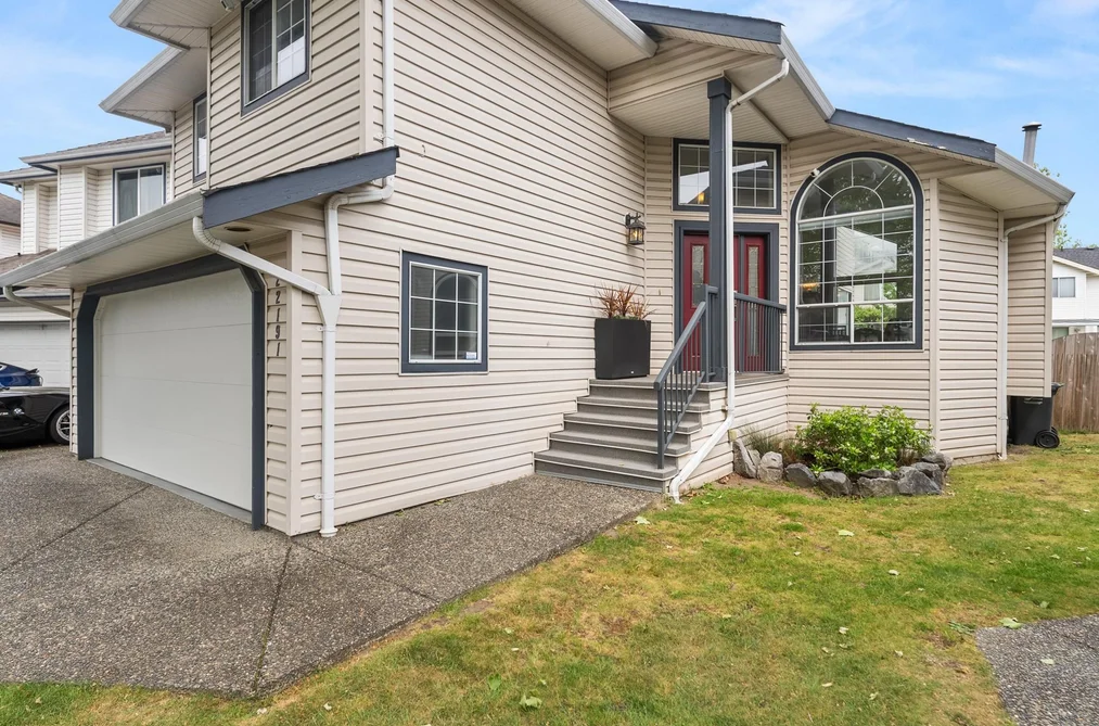 22191 GARRATT DRIVE, Richmond BC V6V 2P4, Richmond BC — Residential for Sale - Photo 2