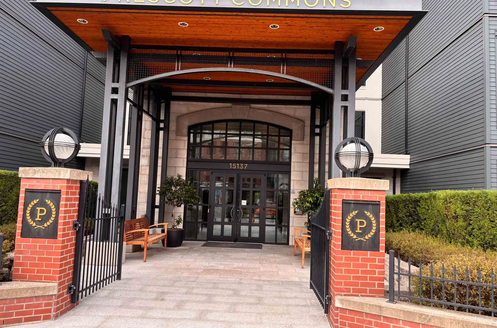 Condo for sale at 222 15137 33 Avenue Surrey British Columbia - MLS: R3088020