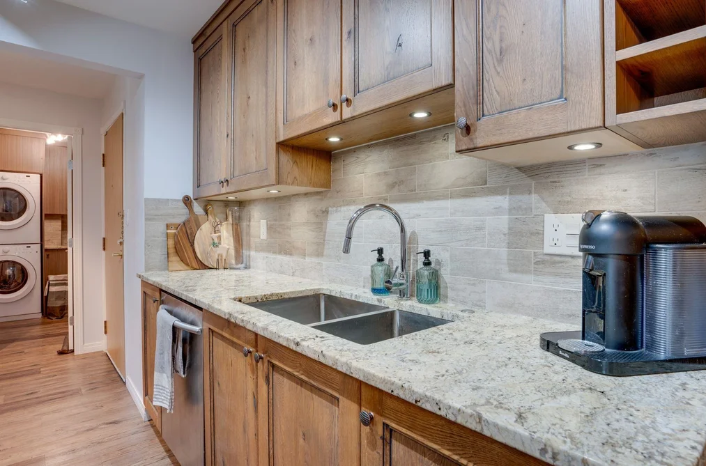 222 575 SUTHERLAND AVENUE, No City Value BC V1Y 8V1, No City Value BC — Residential for Sale - Photo 4