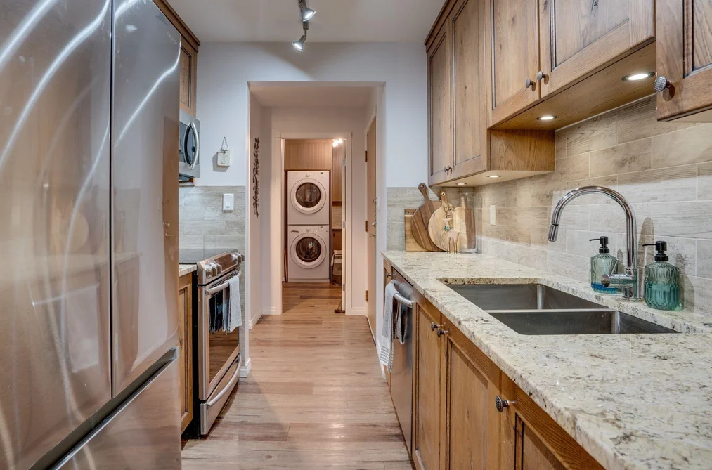 222 575 SUTHERLAND AVENUE, No City Value BC V1Y 8V1, No City Value BC — Residential for Sale - Photo 5