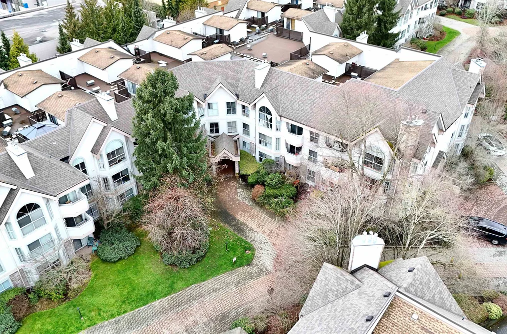 Condo for sale at 222 7161 121 Street Surrey British Columbia - MLS: R3114675
