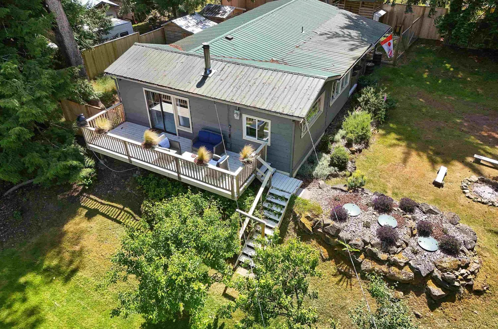 222 SKANA GATE ROAD, Mayne Island BC V0N 2J1, Mayne Island BC — Residential for Sale - Photo 2