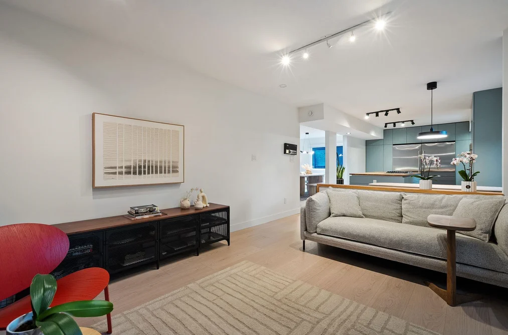 2221 Bowser Avenue, North Vancouver, BC - MLS: R3179394 - Photo 16 2221 Bowser Avenue, North Vancouver, BC - MLS: R3179394 - Photo 16