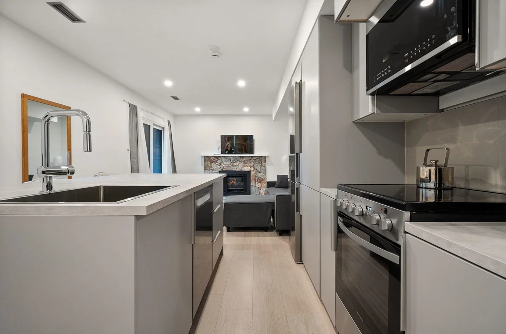 2221 Bowser Avenue, North Vancouver, BC - MLS: R3179394 - Photo 27 2221 Bowser Avenue, North Vancouver, BC - MLS: R3179394 - Photo 27