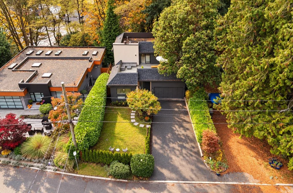 2221 Bowser Avenue, North Vancouver, BC - MLS: R3179394 - Photo 5 2221 Bowser Avenue, North Vancouver, BC - MLS: R3179394 - Photo 5