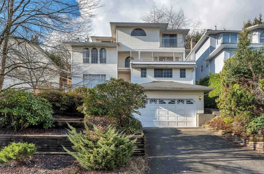 House for sale at 2225 Kaptey Avenue Coquitlam British Columbia - MLS: R3105892