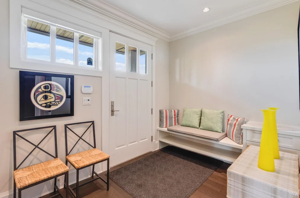 2228 Mahon Avenue, North Vancouver, BC - MLS: R3164830 - Photo 3 2228 Mahon Avenue, North Vancouver, BC - MLS: R3164830 - Photo 3