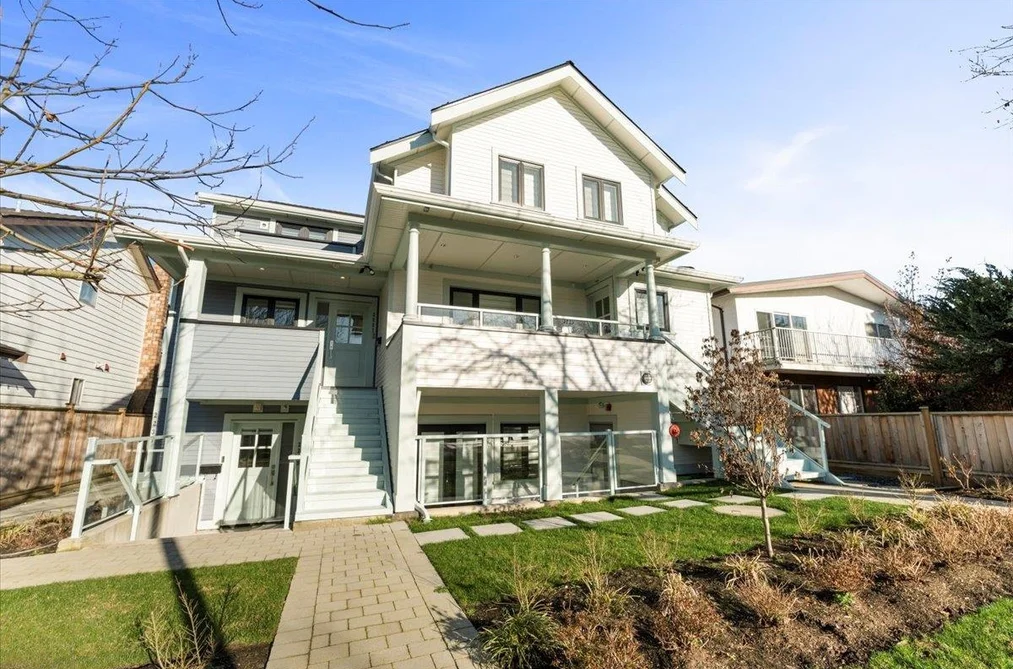 Townhouse for sale at 2229 W 16th Avenue Vancouver British Columbia - MLS: R3116382