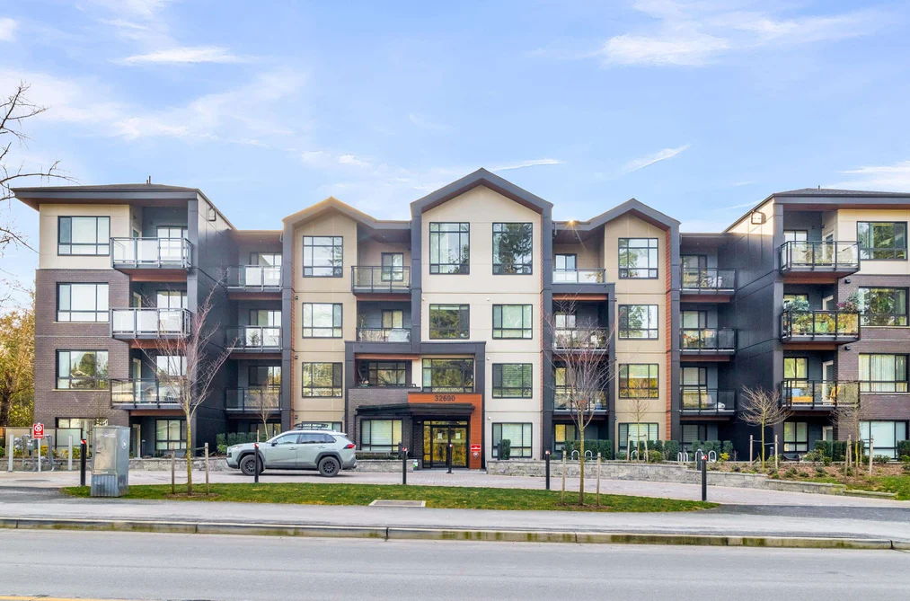 Condo for sale at 223 32690 14 Avenue Mission British Columbia - MLS: R3085397