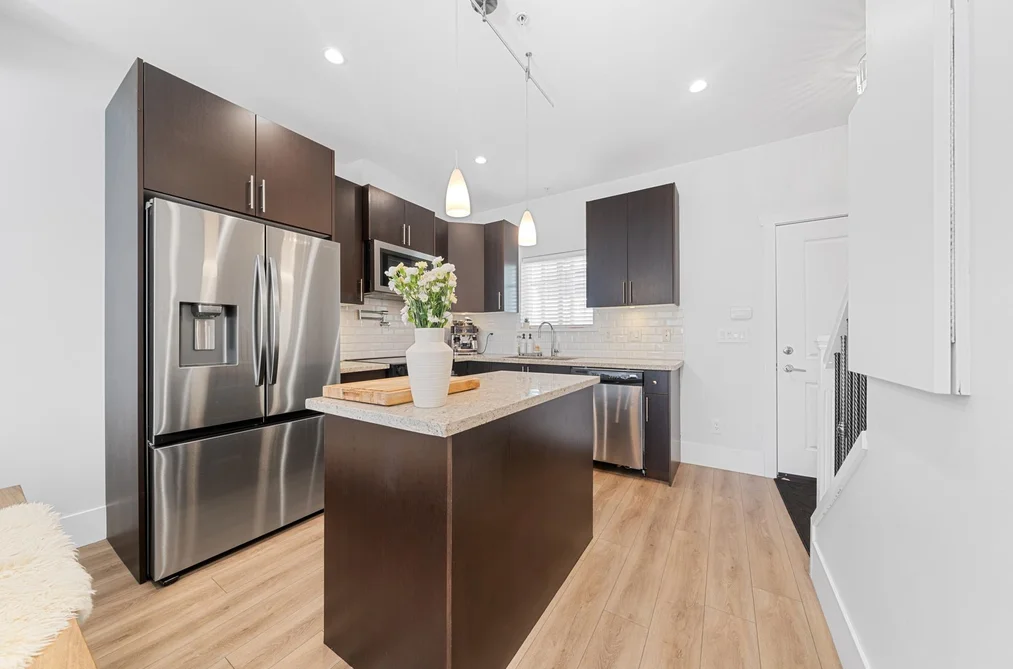 223 368 ELLESMERE AVENUE, Burnaby BC V5B 3S9, Burnaby BC — Residential for Sale — Photo 4 of 23