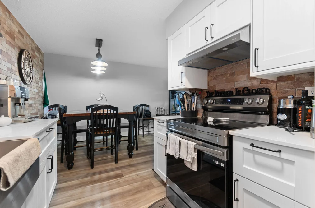 223 45598 MCINTOSH DRIVE, Chilliwack BC V2P 7J3, Chilliwack BC — Residential for Sale - Photo 2